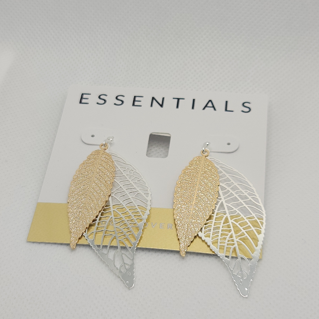 Earrings 10$